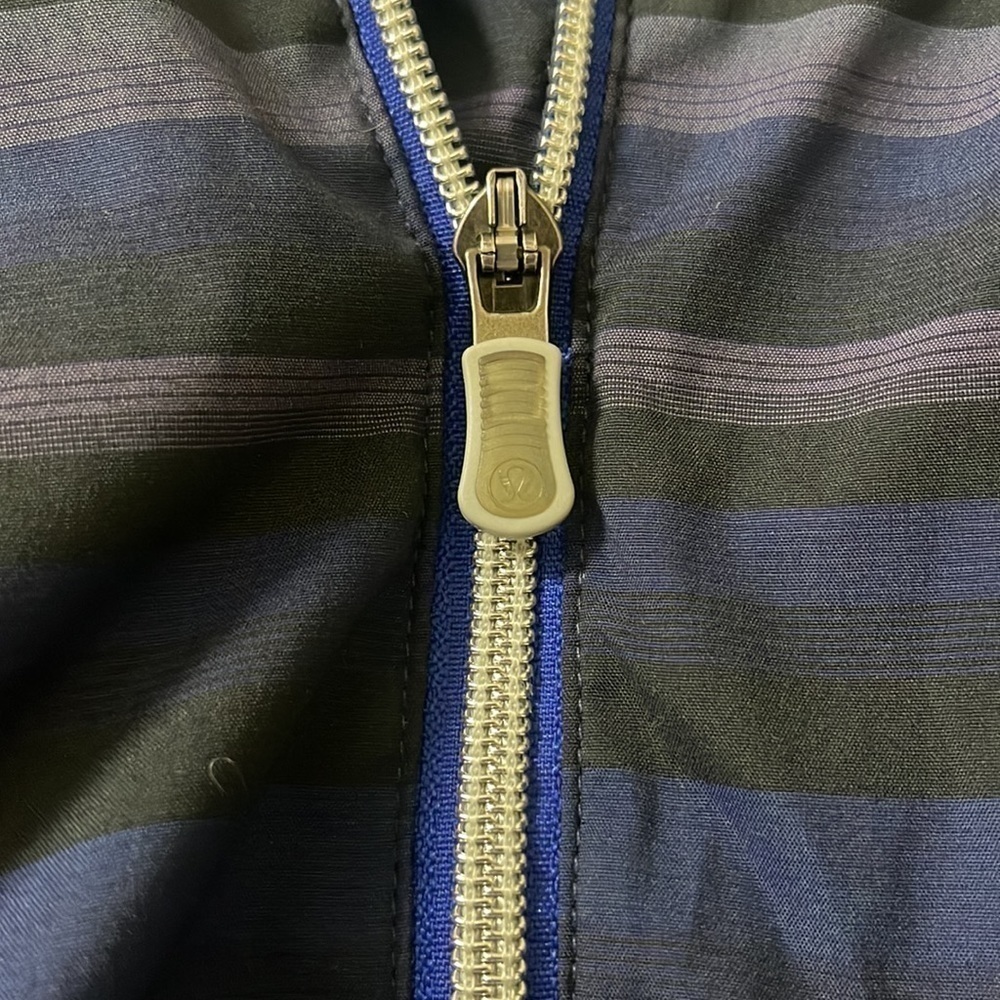 Lululemon Athletica Y2K Hustle Zip Up Hooded Jacket Size 2 - Picture 6 of 8